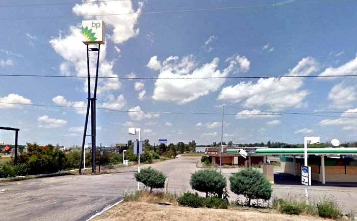 Wallis Drive-In - Wallis West 4160 Pierson Rd - 2011